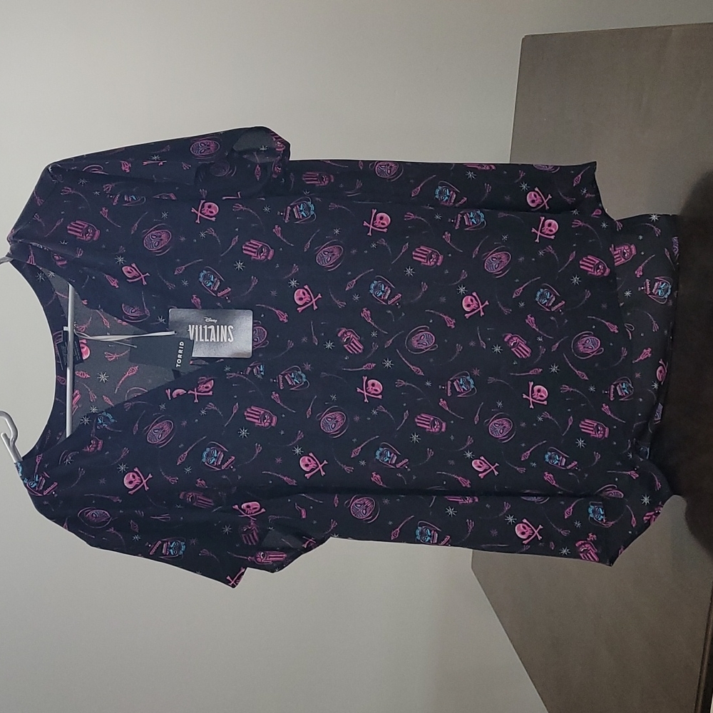 Torrid Disney hi lo shirt
